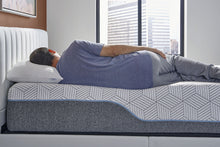 Man sleeping sideways on Mlily Harmony Chill 3.0 Memory Foam Mattress